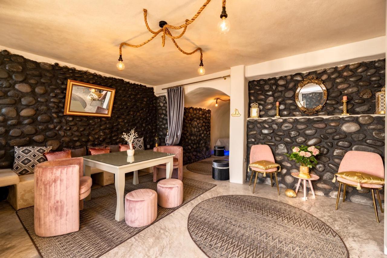 Black Bay Caves Suites Akrotírion Extérieur photo